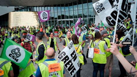 Casino workers in Quebec launch strike on eve of .